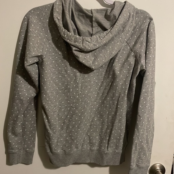 3/$25💙 Lucky Brand Sweatshirt - Picture 5 of 5